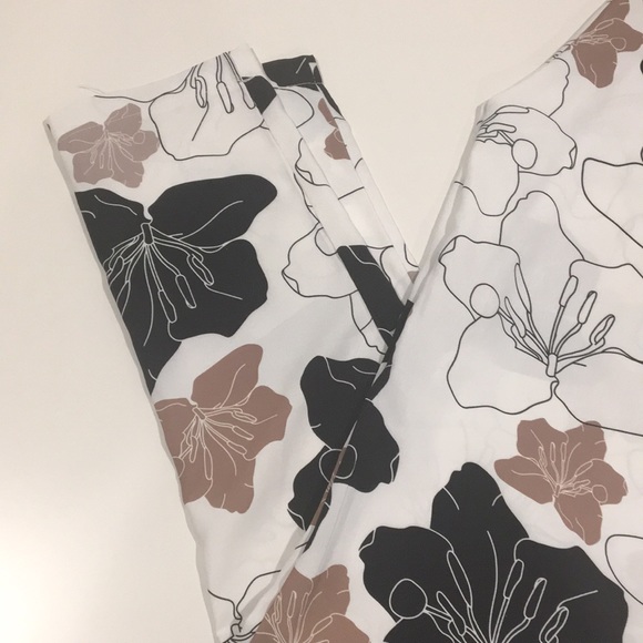 L’ATISTE by Amy Set crop halter top & pants Size S - Picture 3 of 14